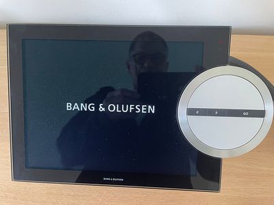 Twisted Myre Cirkel Used Bang & Olufsen Beo5 Remote controls for Sale | HifiShark.com