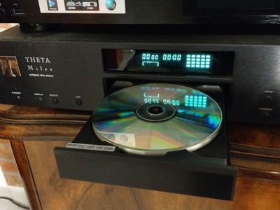 Used Theta Digital Miles CD players for Sale | HifiShark.com